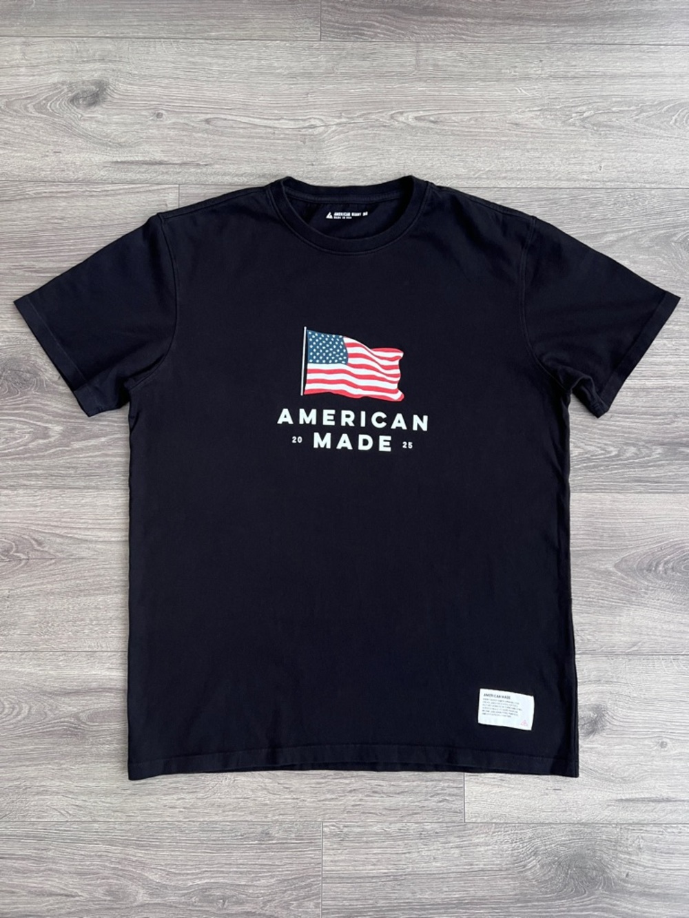 AMERICAN GIANT Unisex American Made Tee Medium Black US Flag 2025 Graphic Tshirt